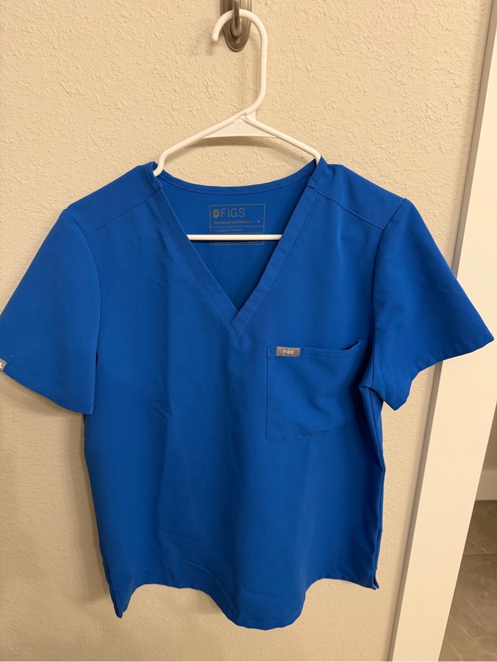 Figs V-Neck Scrub Top in Royal Blue